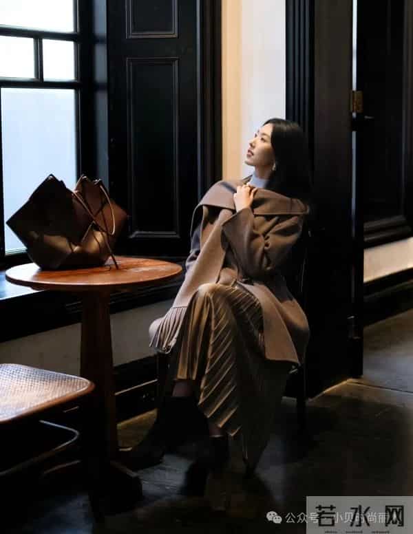 浅棕系叠穿，温柔氛围感拉满