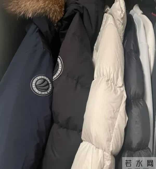 建议大家：买羽绒服时，上面没有“这几个字”，基本都是假货！