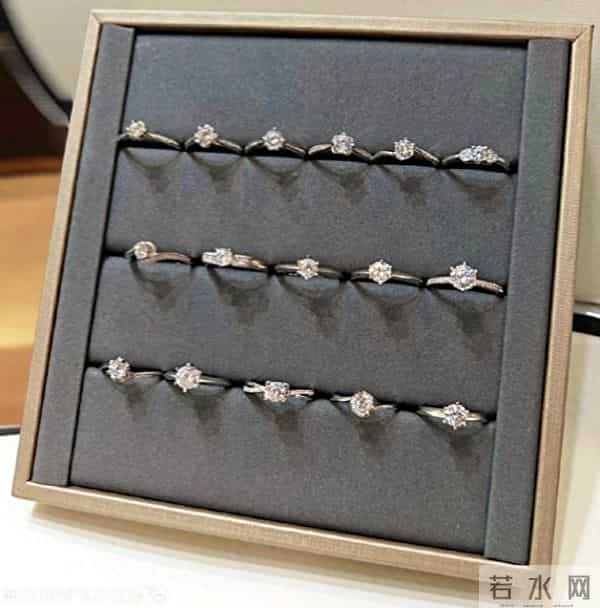 一枚百元戒指的魔力：胖东来“小方糖”为何甜透年轻人