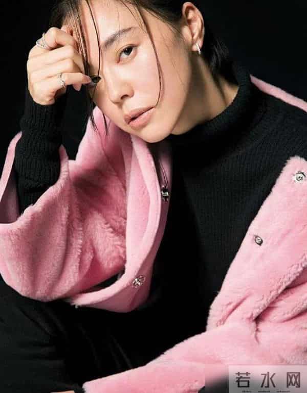 又被“黑色”惊艳到！搭这2个颜色，又绝又美！