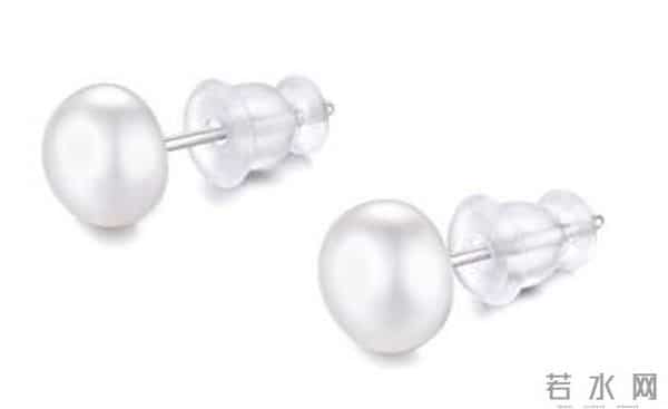 从嫌土到真香，这届年轻人爱上了囤金子