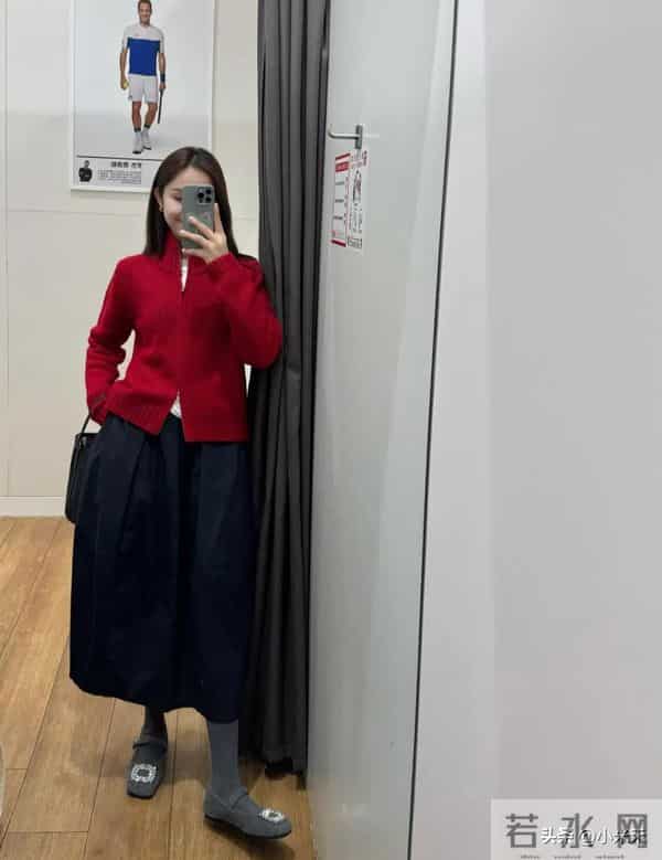 优衣库半裙才是秋冬“搭子王”！这波试穿我直接封神