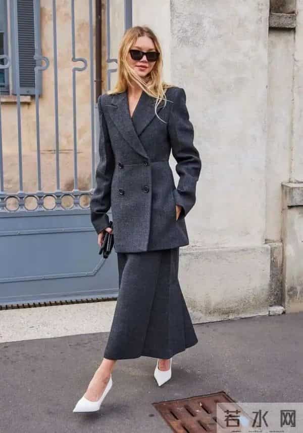 冬天别总穿裤子了！这4件上衣+裙子，才是正确的打开方式