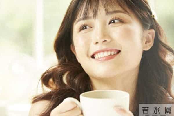 如何看待女子烫发借口出去透气