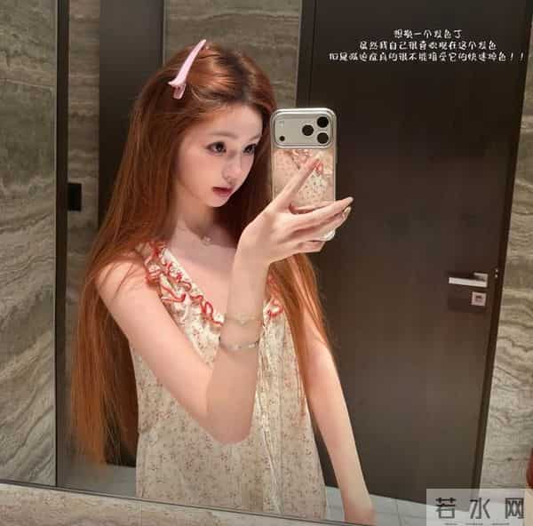 王思聪到底多宠懒懒？最新款奢侈品摆满地，1800元小番茄让她吃够