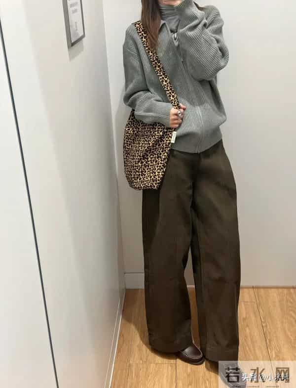 优衣库这毛衣是偷了拉夫劳伦的设计稿吧？