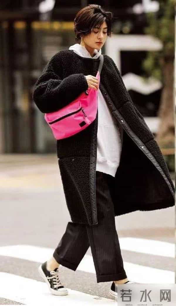 又被“黑色”惊艳到！搭这2个颜色，又绝又美！