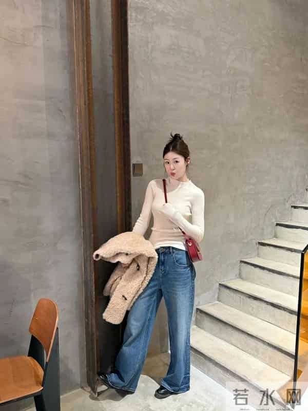 比大衣保暖，比羽绒服好看！毛毛外套怎么选怎么搭？