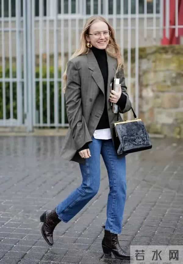 今年冬，牛仔裤这样穿最时髦