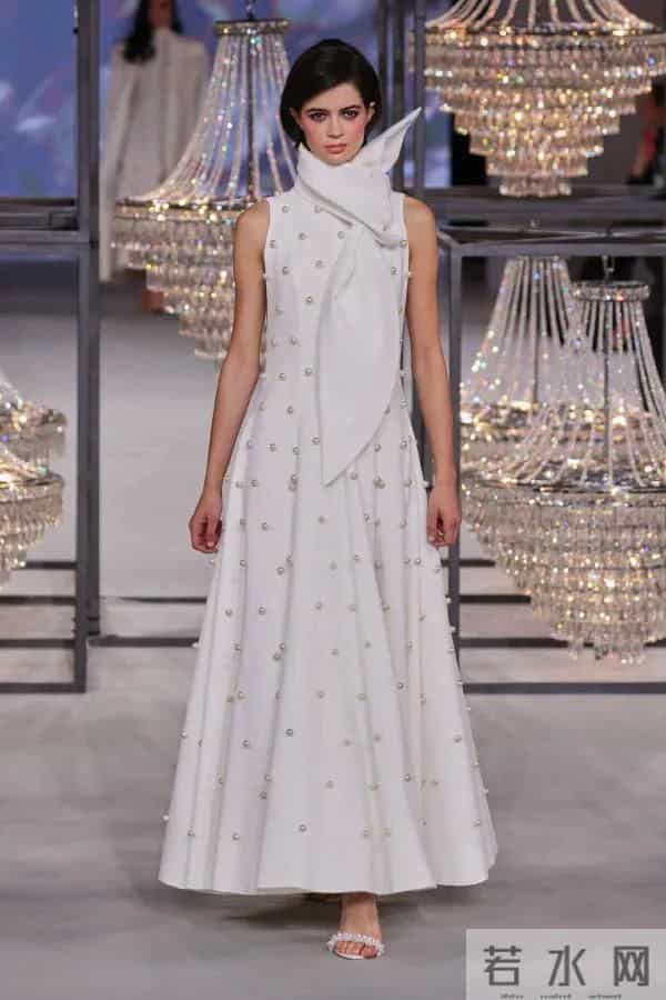 Isabel Sanchis 2026 春夏婚纱秀场