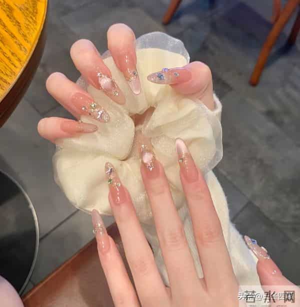 显白显高级美到跺jiojio(5)