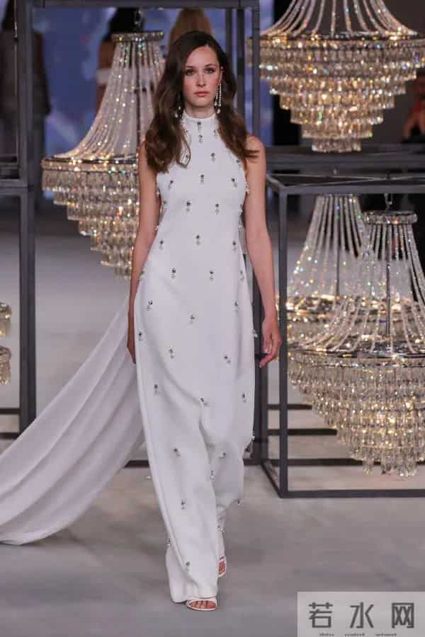 Isabel Sanchis 2026 春夏婚纱秀场