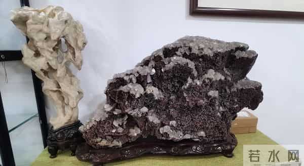 太震撼了!西安太华路奇石珠宝一条街开门迎客