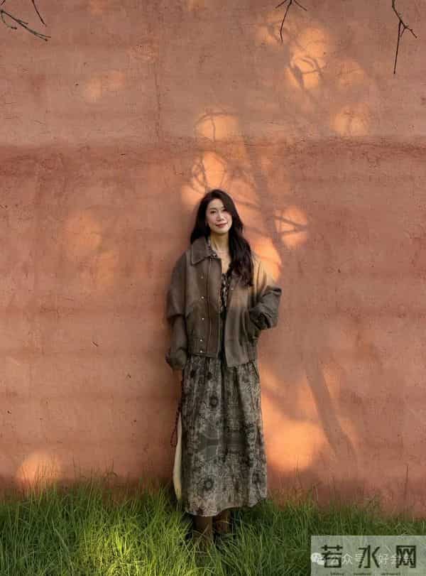 又暖又好看，18套秋冬穿搭，降温就这样穿