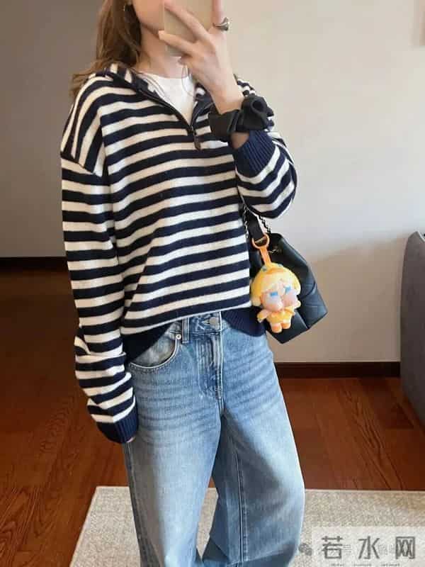 被问爆的“慵懒松弛感”！条纹半拉链衫+阔腿牛仔，显高又藏肉～