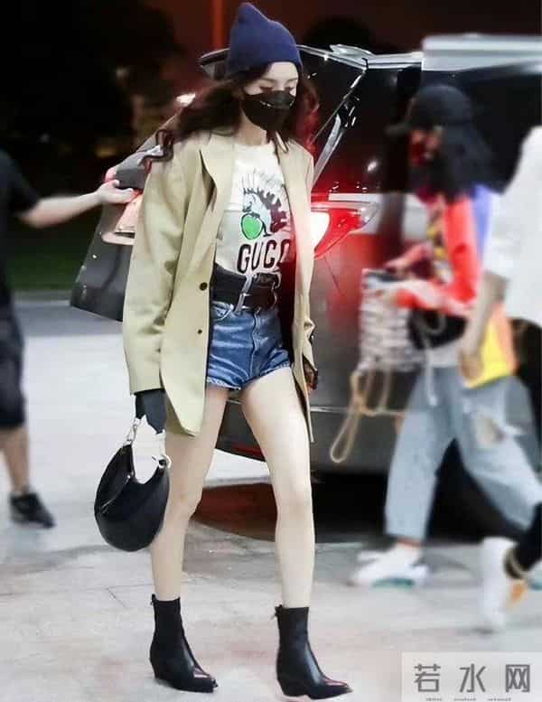 马丁靴彻底过时了！今冬流行这3双鞋，显高显瘦，还时髦不累脚