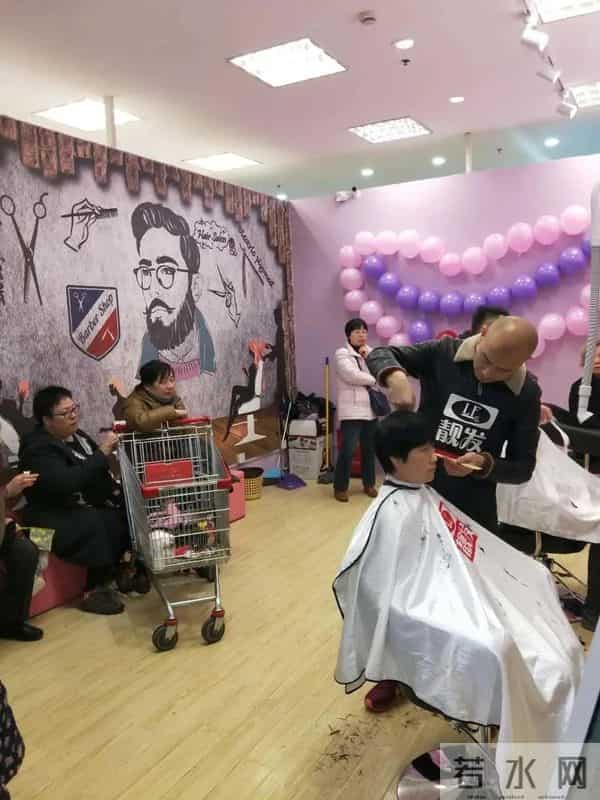 15元快剪，撕到了理发店“高利润”的乱象？