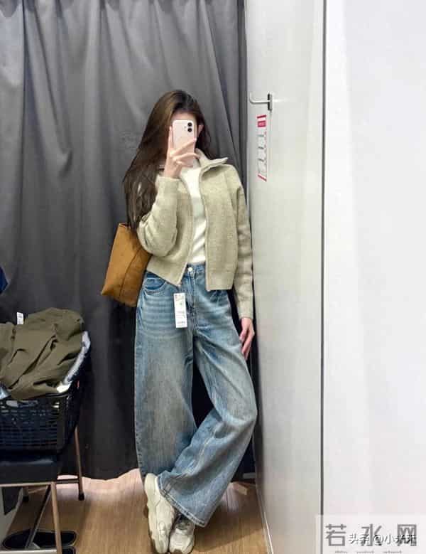 优衣库这拉链毛衣，直接把“秋冬懒人搭”焊在身上了！