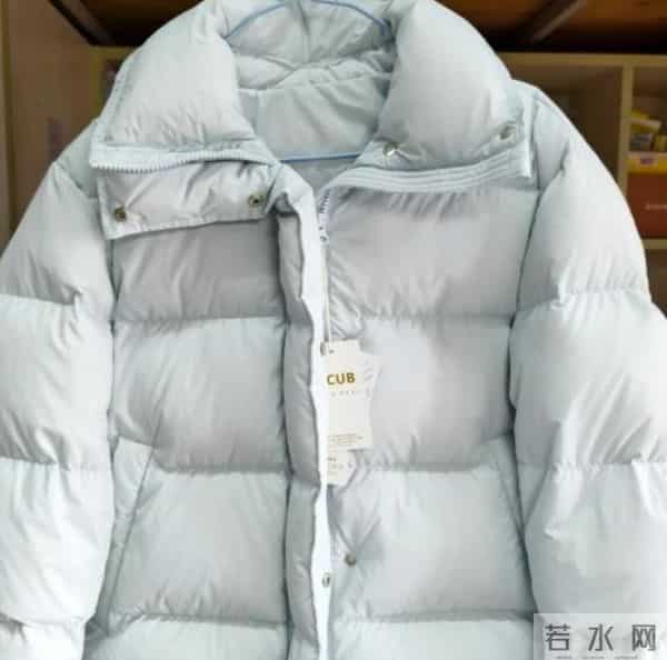 建议大家：买羽绒服时，上面没有“这几个字”，基本都是假货！