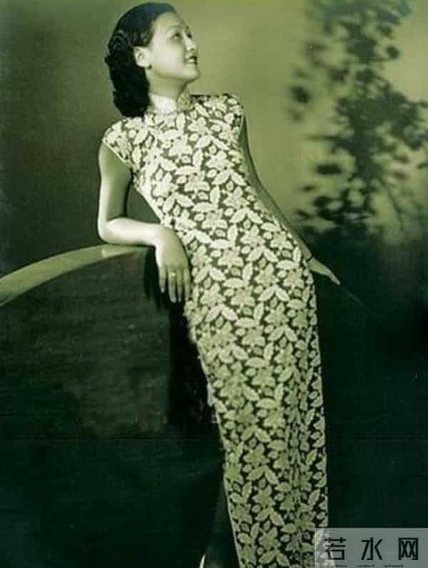 上海“叛逆”旗袍：两侧开到大腿的风华，藏着民国女子最飒的抵抗