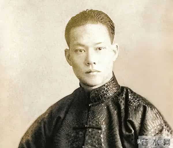 她是上海首席名媛，和戏子私奔生下6个孩子，如今个个是她骄傲