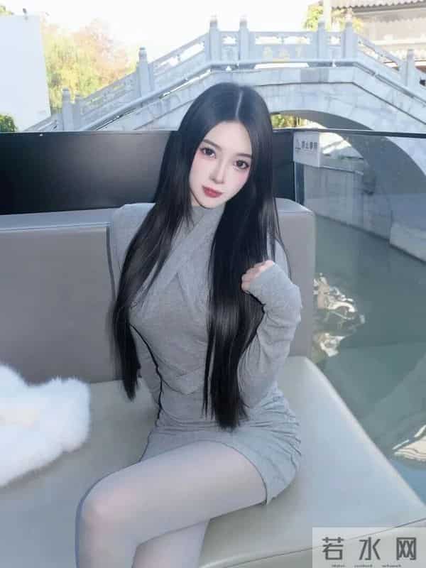 灰色系穿搭模板：普通人也能轻松穿出高级感