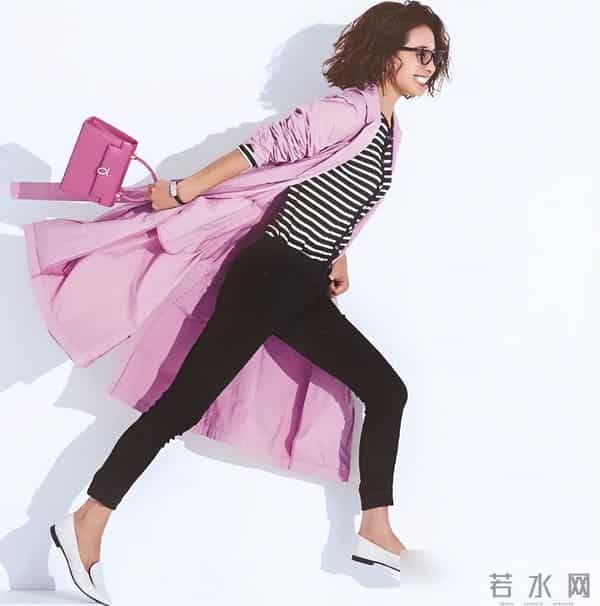 又被“黑色”惊艳到！搭这2个颜色，又绝又美！