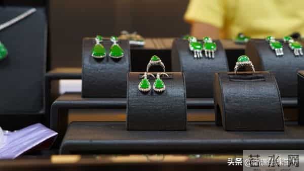 全球“杀熟”链：起底针对中国“老乡”的八大珠宝骗局！