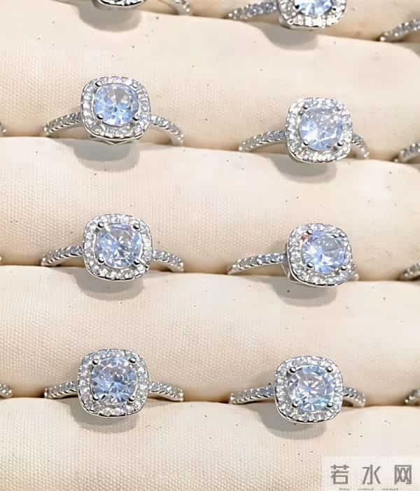 一枚百元戒指的魔力：胖东来“小方糖”为何甜透年轻人