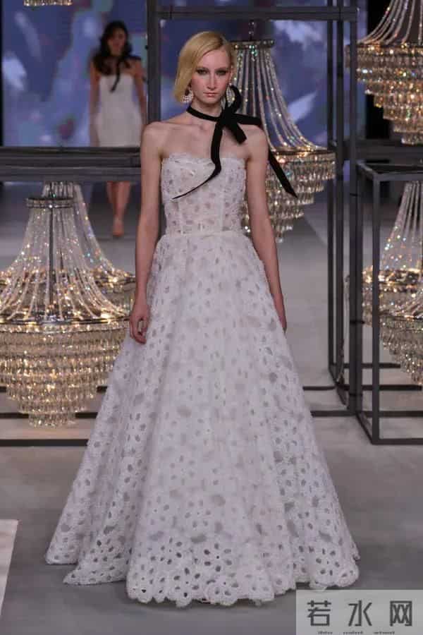 Isabel Sanchis 2026 春夏婚纱秀场