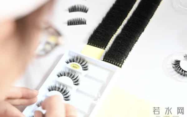 美女卖家杀入美妆细分赛道，两年狂揽3个亿