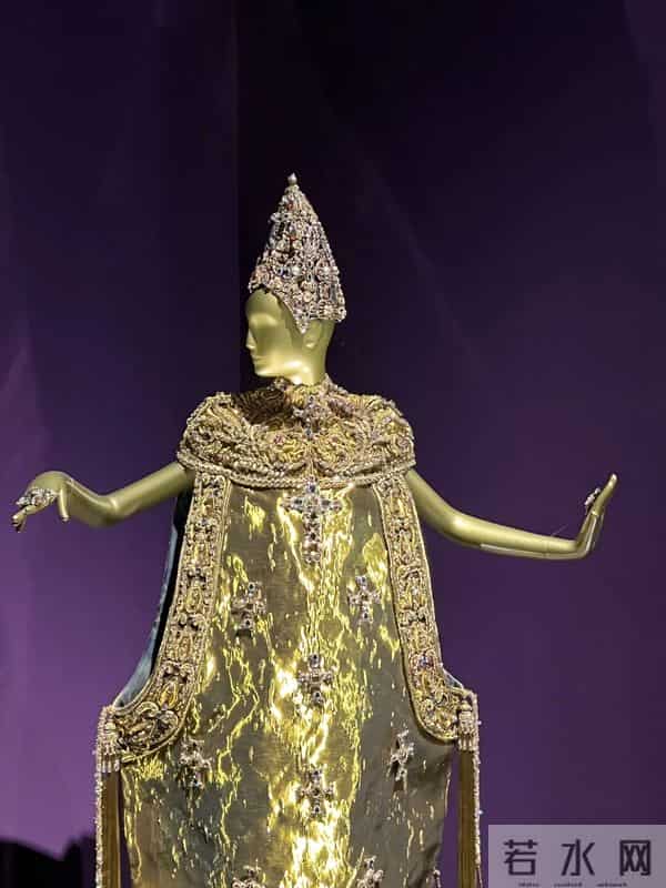 遭老祖宗的“金铺盖”闪到了，在全球首站全国唯一的成都重磅大展上