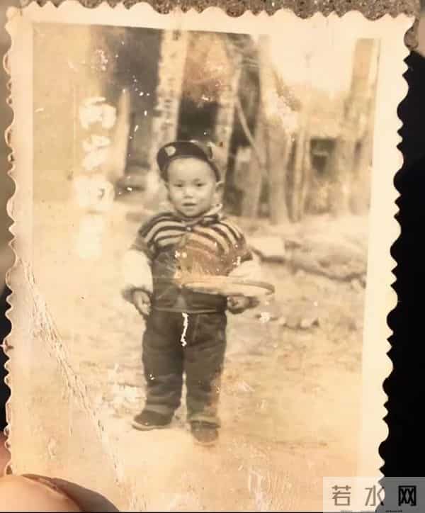 湖南一从法国回来的造型师，给村民免费理发，罗伟明的传奇人生