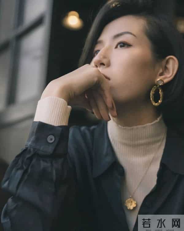 冬天的温暖，从一件高领毛衣开始