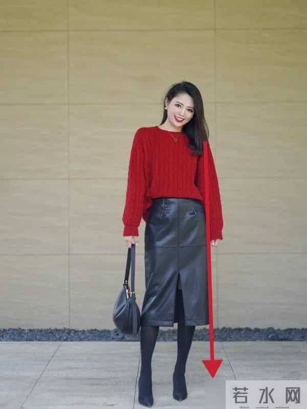 “羊毛衫+长裙”才是最适合40岁女人的秋冬穿搭，优雅显瘦有气质