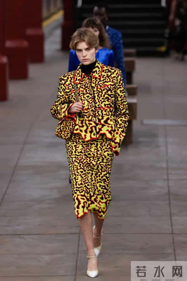 （外代二线）香奈儿2025-26高级手工坊系列时装秀(2)