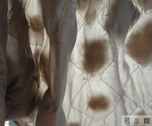 建议大家：冬天别买这6类“坑人衣服”，全是垃圾，买就是浪费钱