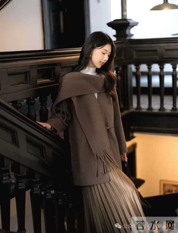 浅棕系叠穿，温柔氛围感拉满