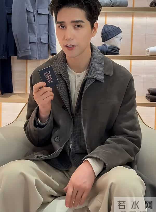 当34岁肖战与47岁王阳站在一起，我才明白什么叫顶级自律