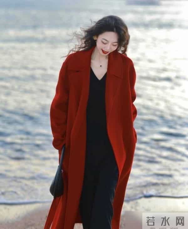 皮肤偏黄偏黑的女人，秋冬少穿“棕色”！这3种颜色更高级显白