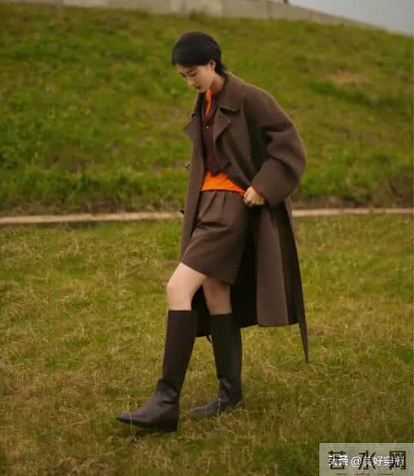 今年冬天最流行的5组配色穿搭，高级又时髦！