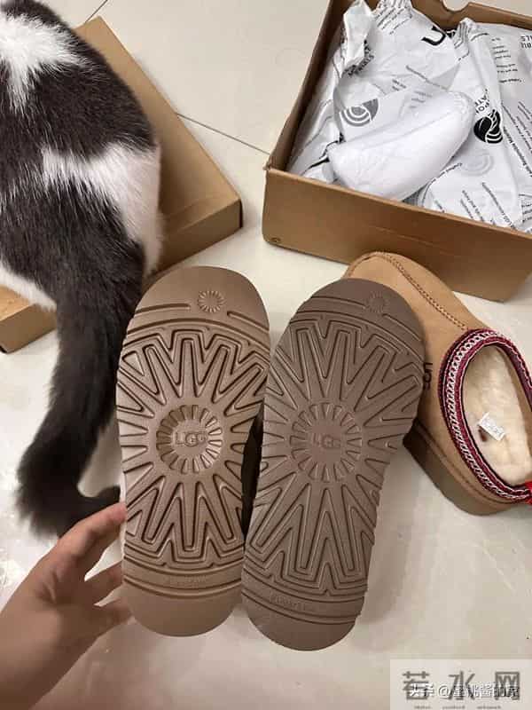 30多元和1000多元的“雪地靴”，差别真的很大么？看完你就懂了