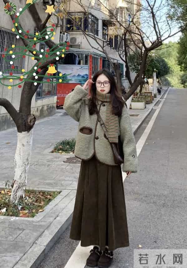 冬天这几身“外套＋裙子”，气质又好看，太美了