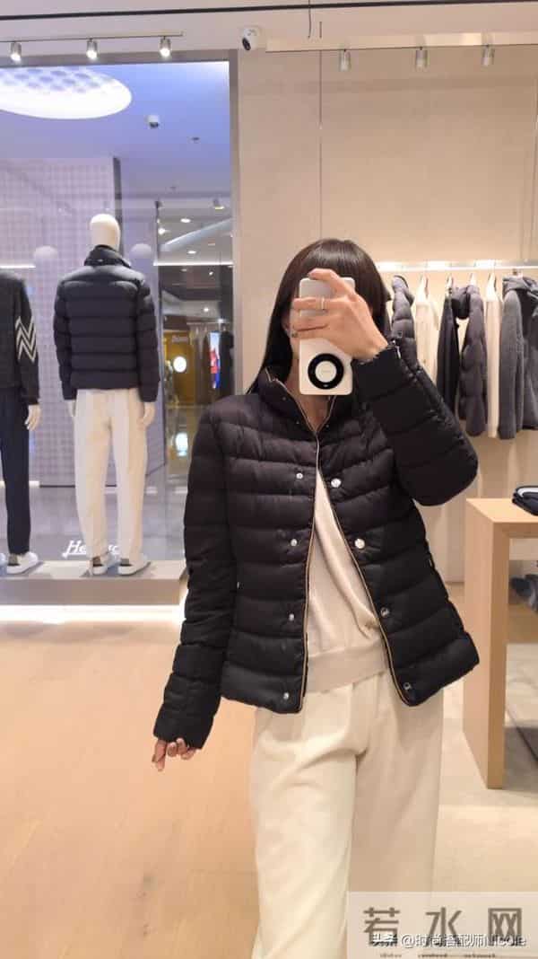 不建议买的3类网红羽绒服，卖的贵还窜风！这4个品牌内行都在买
