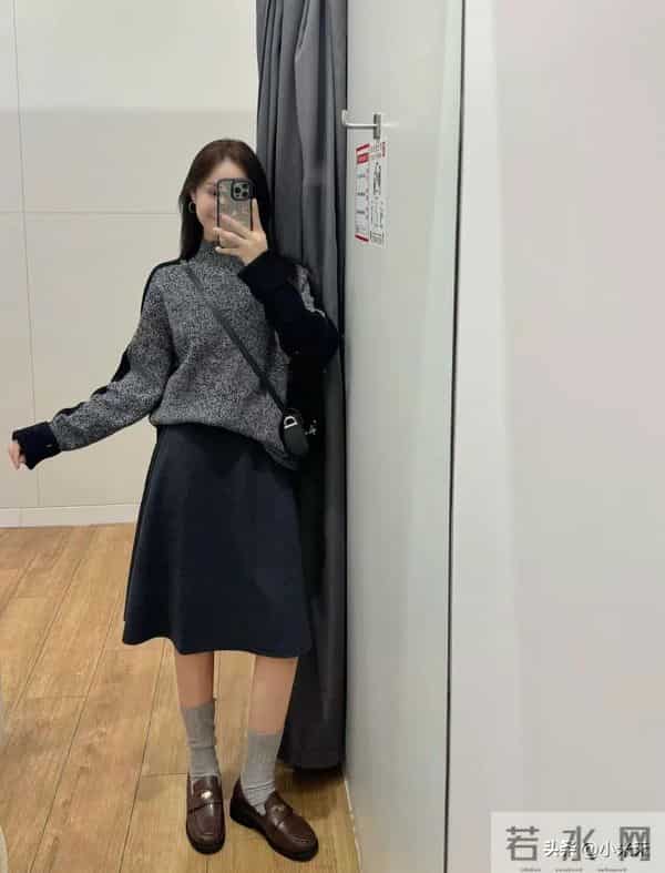 优衣库半裙才是秋冬“搭子王”！这波试穿我直接封神