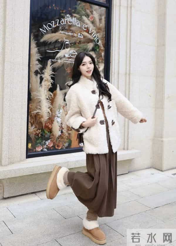 冬天这几身“外套＋裙子”，气质又好看，太美了