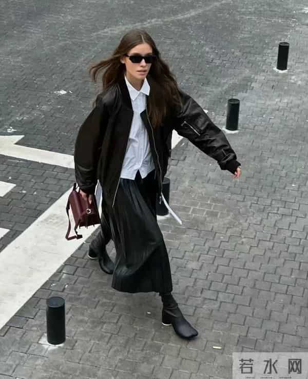 黑白棕，冬天穿衣这么“配色”，太高级了