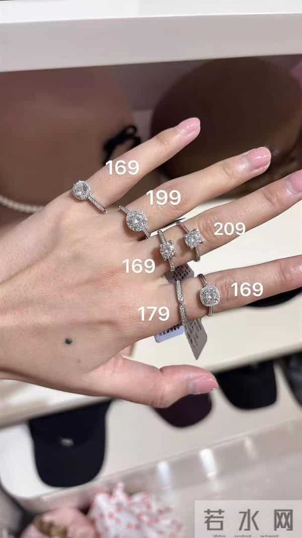 169元买“1克拉钻戒”？胖东来“小方糖”火出圈，真相是莫桑石