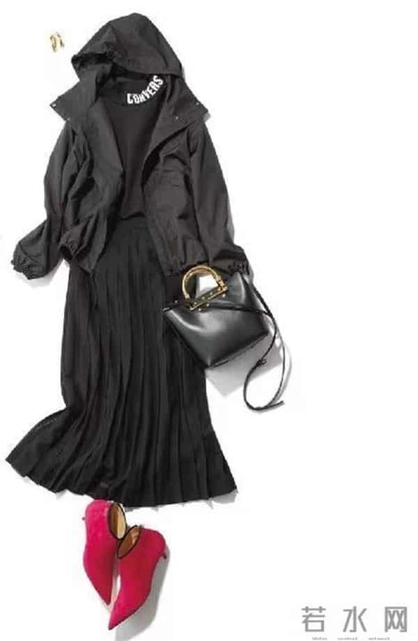 又被“黑色”惊艳到！搭这2个颜色，又绝又美！