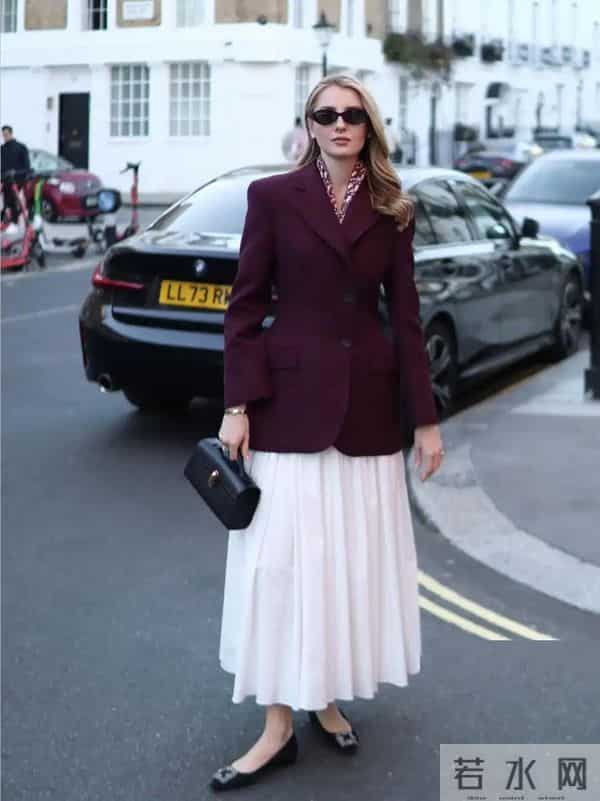 冬天别总穿裤子了！这4件上衣+裙子，才是正确的打开方式